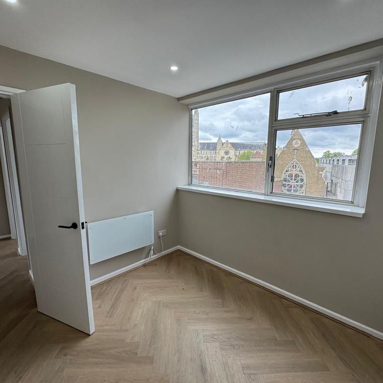 2 bedroom flat to rent - Photo 1