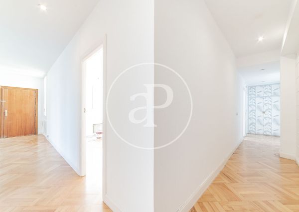 Penthouse for rent in Argüelles (Madrid)