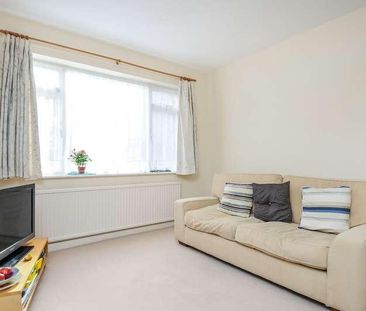 Lovelace Road, Surbiton, KT6 - Photo 4