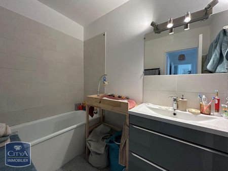 Location Appartement 4 pièces 88m² LA CHAUSSEE ST VICTOR 41260 - Photo 5