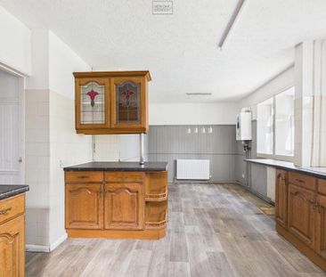 3 bedroom semi-detached house to rent - Photo 6