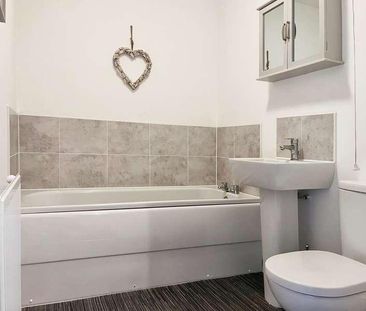 Sir Harry Secombe Court, Swansea, SA1 - Photo 6