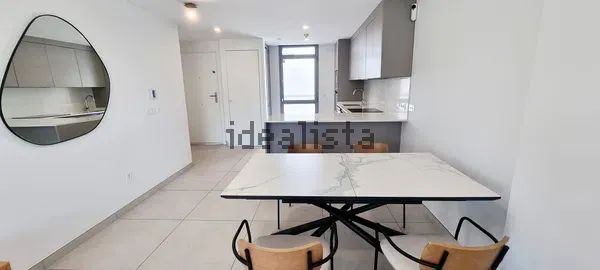 Alquiler de ático en Avenida Diego Velazquez - Photo 1