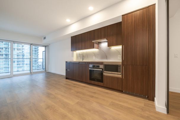 For Lease - 3 Concord Cityplace Way Unit# 1603, Toronto, Ontario - Photo 1