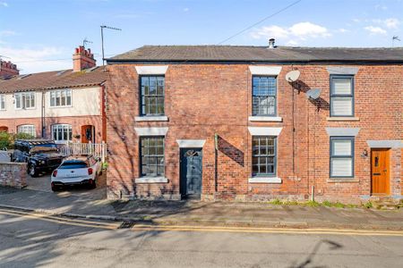 2 bedroom semi-detached house to rent - Photo 3