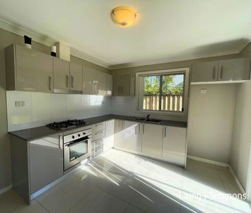 7a Nigel Pl, Rooty Hill, NSW 2766 - Photo 3