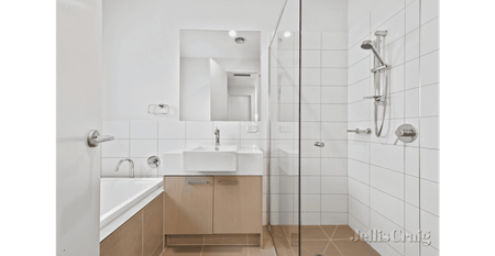 Light-Filled Townhouse Living in a Prime Location - Photo 5