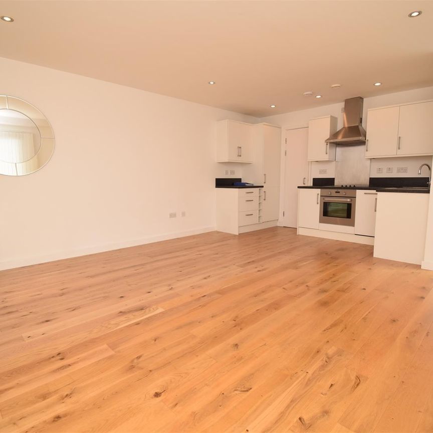 Hebble Wharf, Navigation Walk, Wakefield - Photo 1