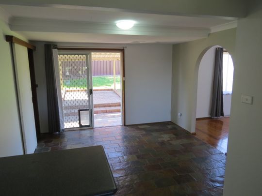 GREAT FAMILY HOME !!! - Photo 1