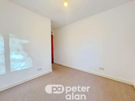 Celyn Avenue, Cyncoed, Cardiff, CF23 - Photo 5