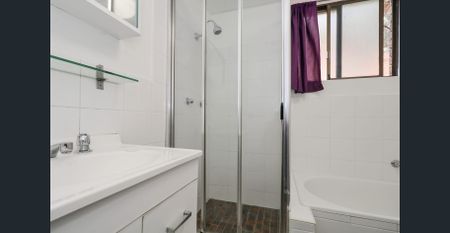 Large 2 Bedroom Apartment with Timber Flooring! - Photo 5