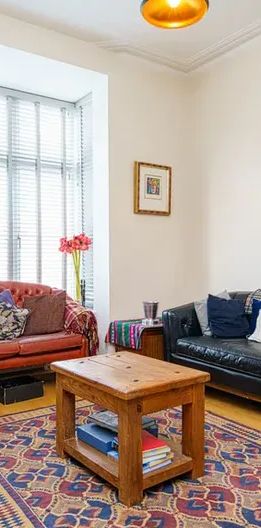 Lambolle Rd, Belsize Park, London , NW3 - Photo 1