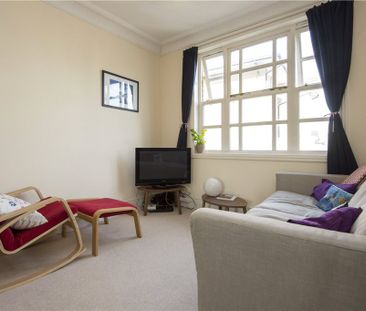 Criterion Court, E8 - Photo 1
