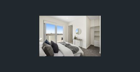 Near New 3-Bedroom Apartment in Boutique Development - Fibre Internet Included - Photo 5