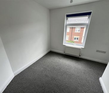 Barnbygate, Newark, Notts, NG24 - Photo 3