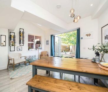4 bedroom terraced house to rent - Photo 2