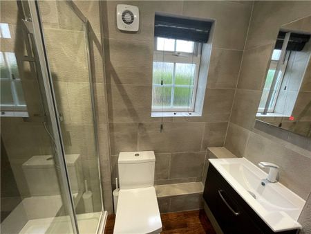 Mayford Green, Woking, Surrey, GU22 0PN - Photo 3