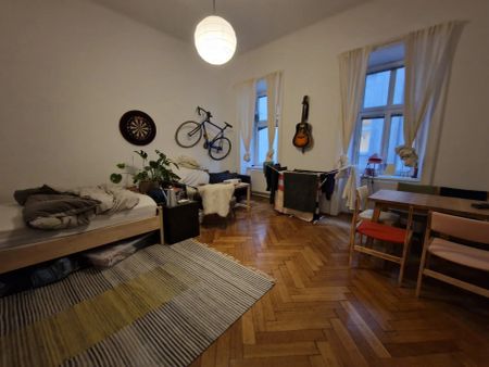 Servitenviertel: Ruhige 1,5 Zimmer-Altbauwohnung im 9. Bezirk im Innenhof - Foto 3