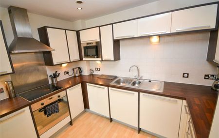 1 bedroom apartment to rent Wells Crescent, Marconi Plaza, Chelmsford, CM1 - Photo 3