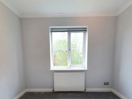 Maisonette to rent on - Photo 3