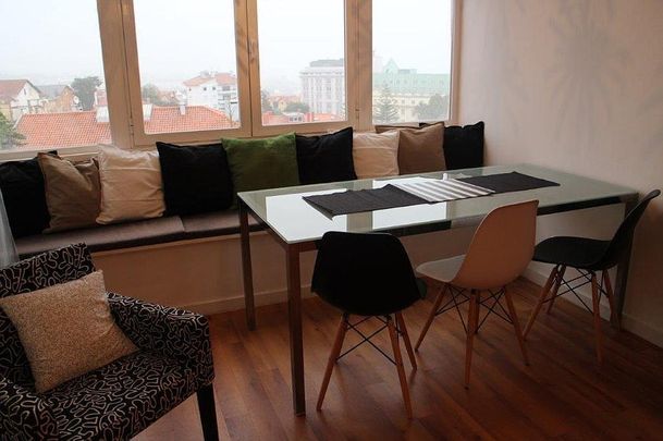 2 Bedroom Apartment, Monte Estoril, Cascais - Photo 1