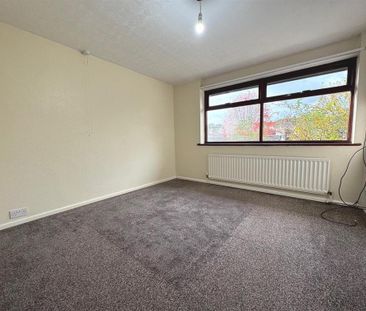 2 bedroom detached bungalow to rent - Photo 4