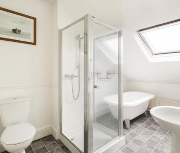 2 bedroom flat to rent - Photo 4