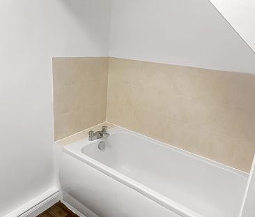 2 bedroom terraced house to rent - Photo 6