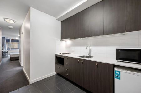 Uber Stylish Apartment Near Victoria Market and Flagstaff Garden! - Photo 5