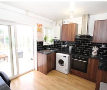 Room in a Shared House, Hartfield Crescent, B27 - Photo 4