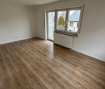 Erstbezug nach Sanierung - Moderne 2-Raum-Wohnung mit Einbauküche - Photo 3