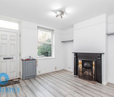 2 bed Mid Terraced House for Rent - Photo 2