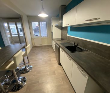 Location Appartement 3 pièces 79m² BOURGES 18000 - Photo 3