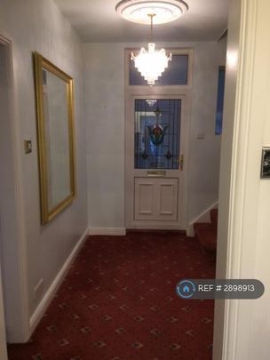 3 bedroom semi-detached house to rent - Photo 1
