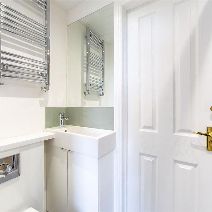 6 bedroom terraced house to rent - Photo 1