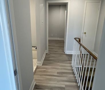 For Lease - 1537 Dundas Street Unit# Upper, Toronto, Ontario - Photo 4