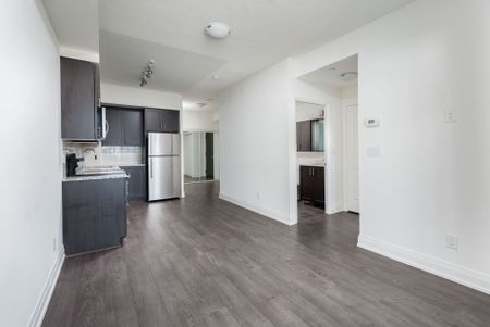 For Lease - 3700 Highway 7 Road Unit# 2512, Vaughan, Ontario - Photo 3