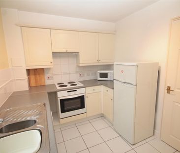 Whitehead Way, Aylesbury - Photo 4