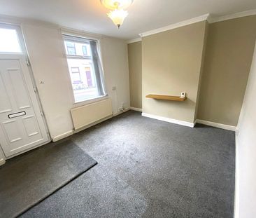 3 Bed Terrace - Photo 6