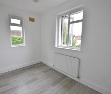 2 bedroom maisonette to rent - Photo 3