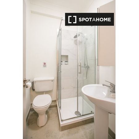 1-bedroom apartment for rent in Southside, Dublin - Photo 4