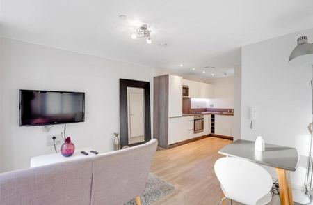 1 Bed Flat, Renaissance, SE13 - Photo 3