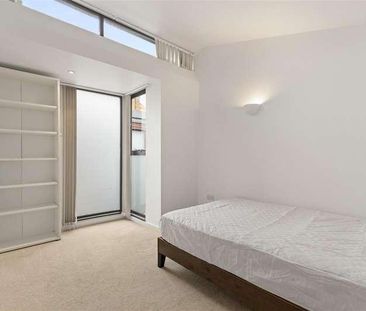 Newbury Mews, Chalk, NW5 - Photo 2