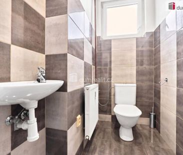 Pronájem bytu 2+1 61 m2 - Fotografie 2
