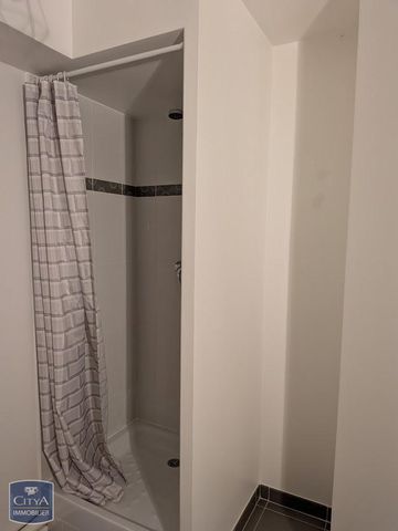 Location Appartement 1 pièce 34m² ST CYR L ECOLE 78210 - Photo 4