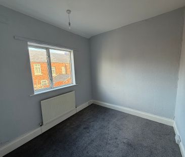 Fully Refurbished End Terrace House in Hartlepool - Photo 4