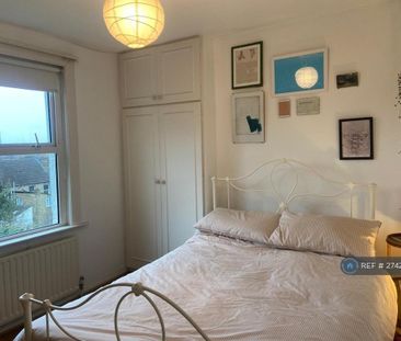 2 bedroom flat to rent - Photo 6