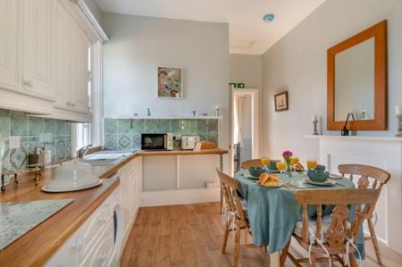 Crimplesham Hall, Downham Road - Photo 4