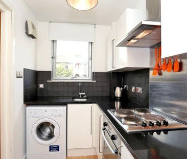 Studio Flat, Headland Court, AB10 - Photo 3
