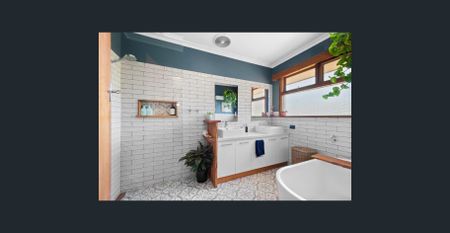 Great 3 Bedroom Home - Photo 4